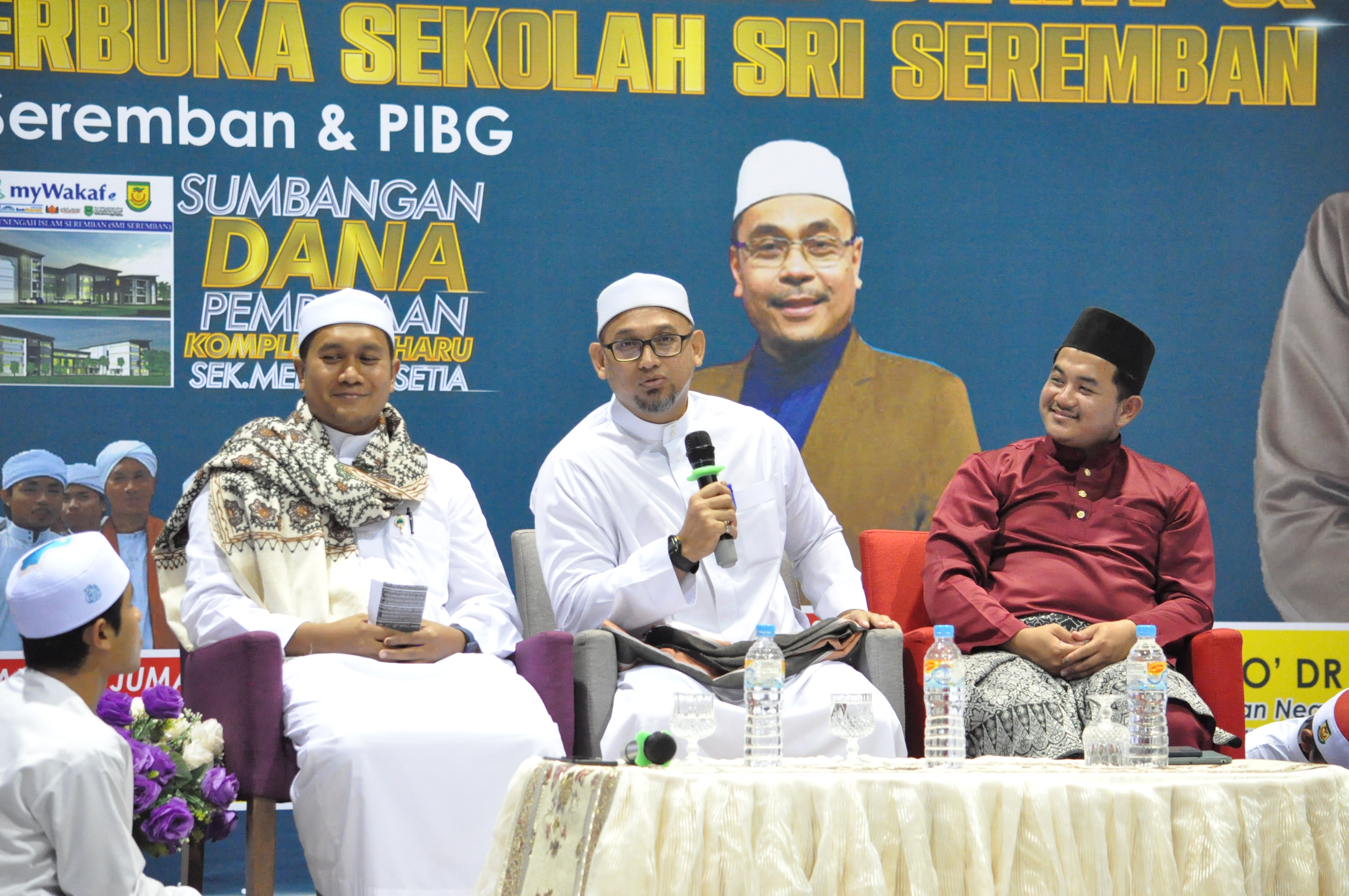 https://my05.awfatech.com/sriseremban/content/news/newsf1_MUH452_1669885123.JPG