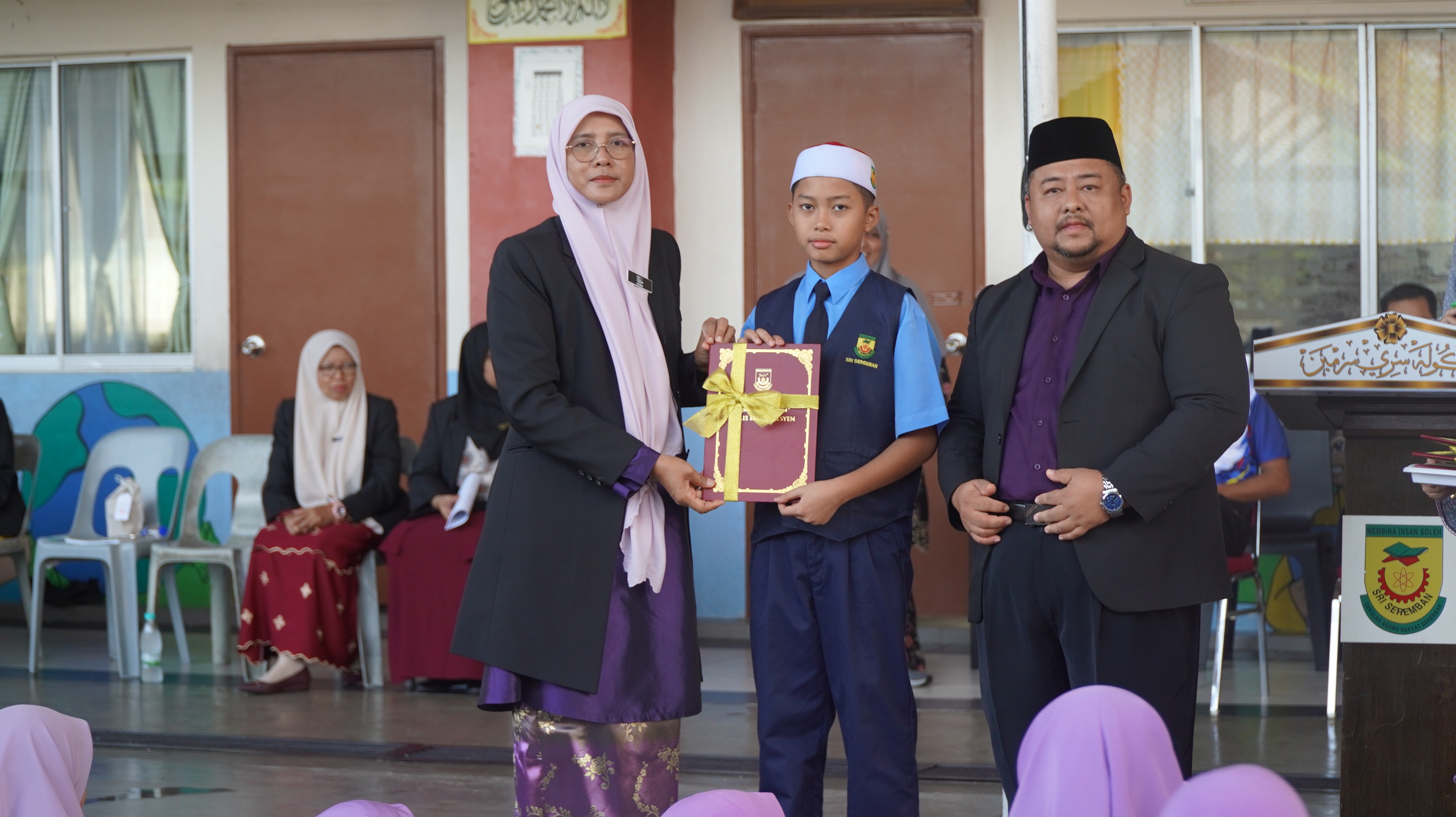 https://my05.awfatech.com/sriseremban/content/news/newsf1_OMA207_1784521970.JPG
